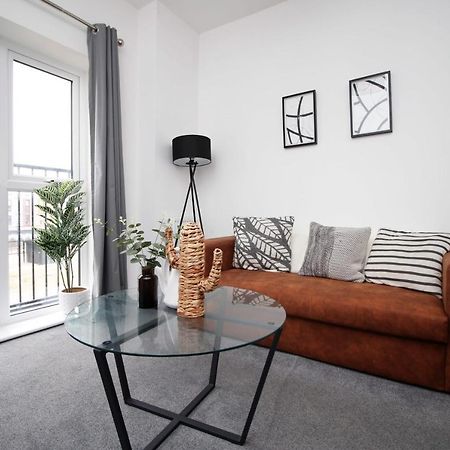 Beachview By Mia Living Close To Beach, Free Parking, Modern 2 Bedroom Apartment Barry Eksteriør billede