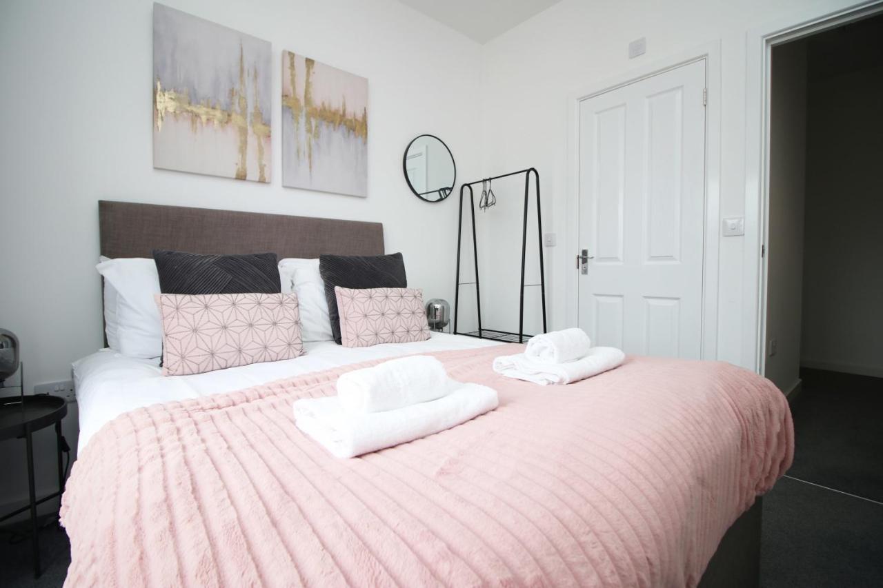 Beachview By Mia Living Close To Beach, Free Parking, Modern 2 Bedroom Apartment Barry Eksteriør billede
