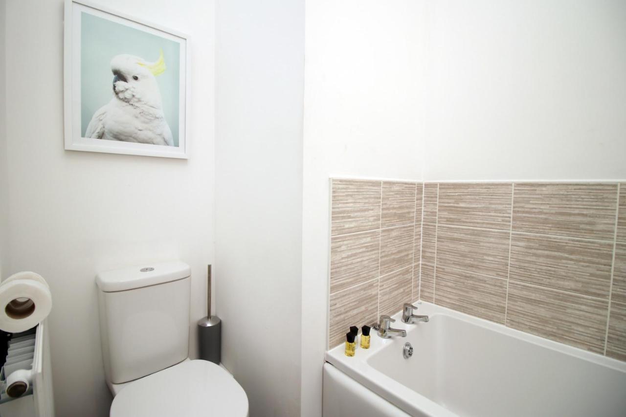 Beachview By Mia Living Close To Beach, Free Parking, Modern 2 Bedroom Apartment Barry Eksteriør billede