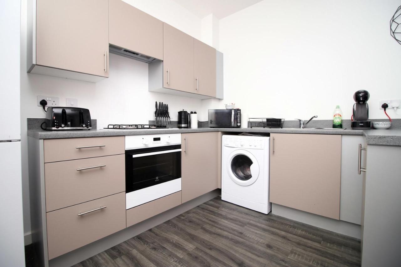 Beachview By Mia Living Close To Beach, Free Parking, Modern 2 Bedroom Apartment Barry Eksteriør billede